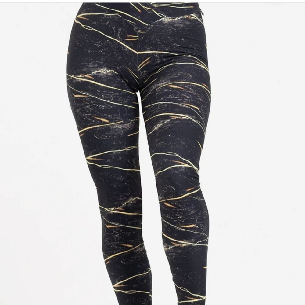 Lici Fit Tigers Eye Leggings